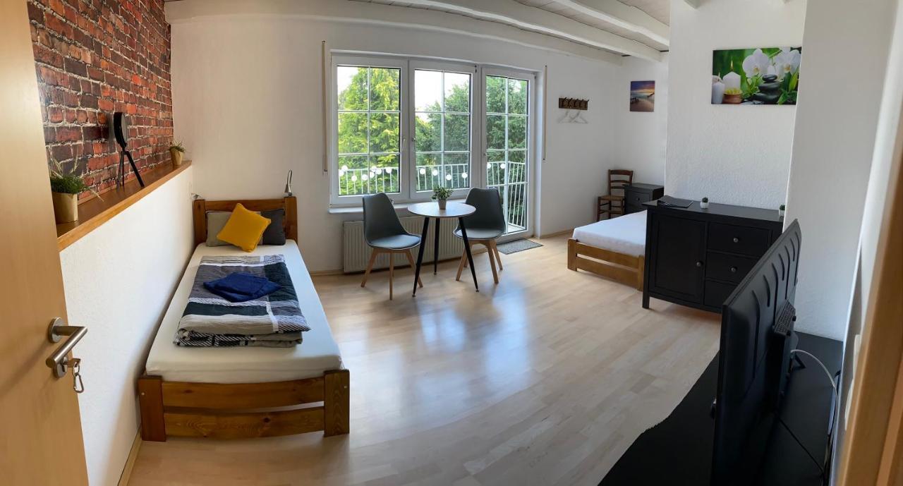 Schoenes Ferienhaus&Monteurzimmer Direkt In Lich, Ruhige&Zentrale Lage المظهر الخارجي الصورة